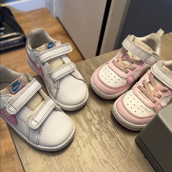 Two pair girl toddler Nikes-5.5C - Picture 1 of 14